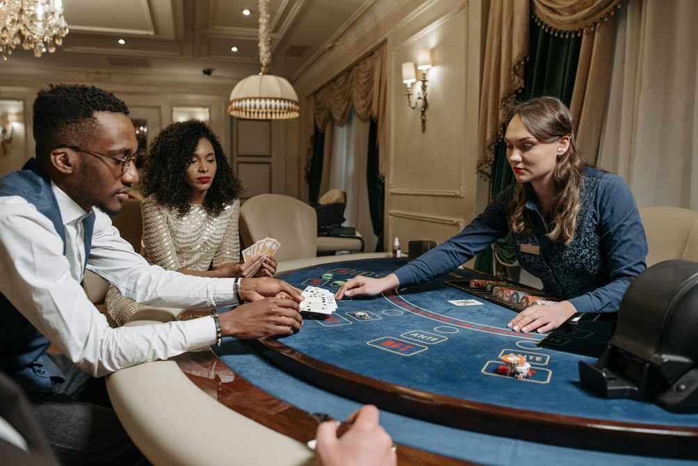 Shiny Wilds Casino vs. Concurrents : Comparaison Détaillée pour Choisir le Meilleur Casino en Ligne Shiny Wilds Casino vs. Concurrents : Comparaison Détaillée pour Choisir le Meilleur Casino en Ligne